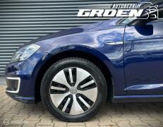 Volkswagen-e-Golf-16
